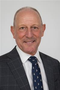 Cllr Bryan Lovegrove
