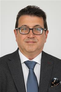 Cllr Simon Bradshaw
